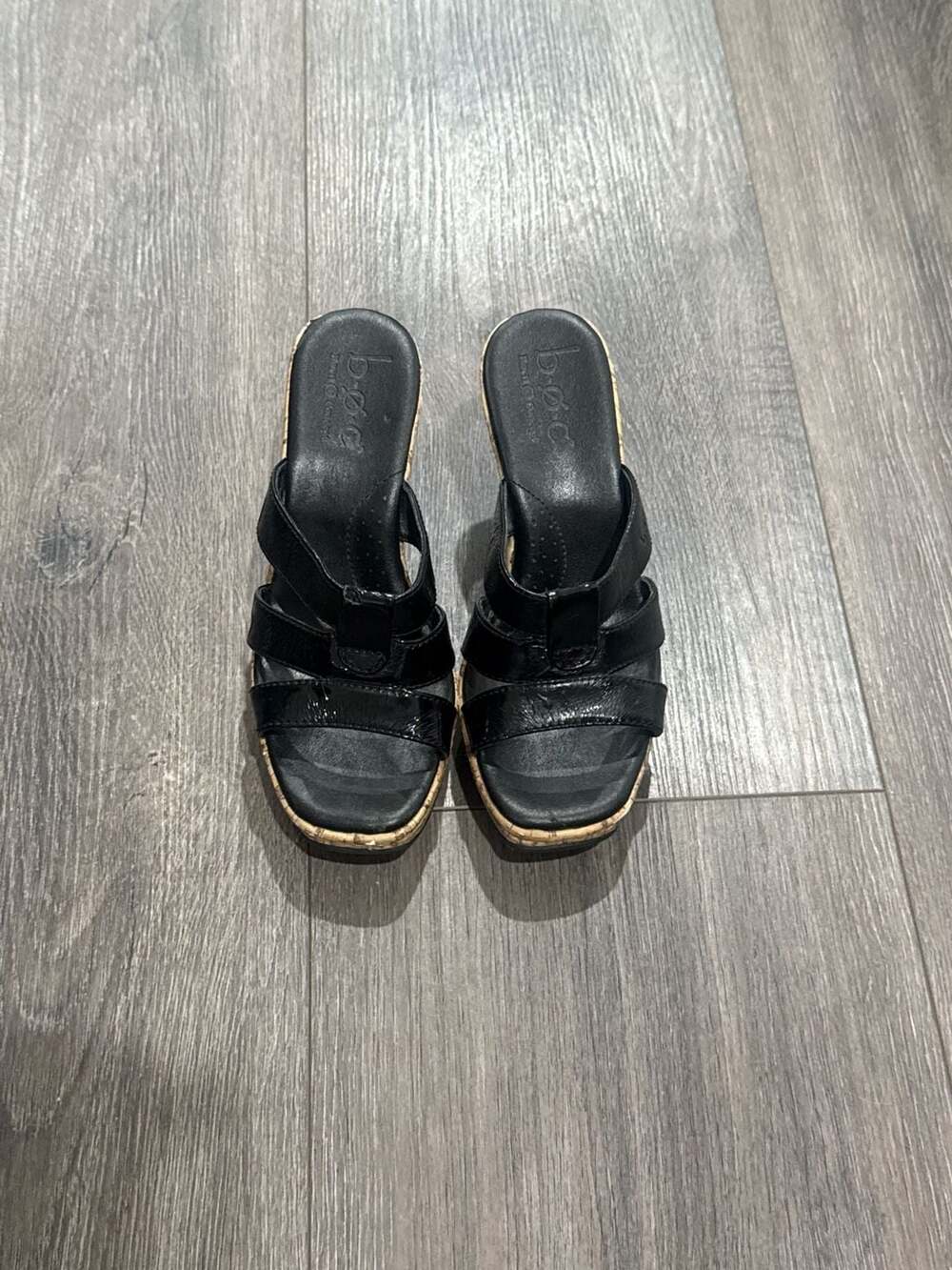 b.o.c. Born Concept Black Crisscross Strap Cork Wedge Sandals Size 6